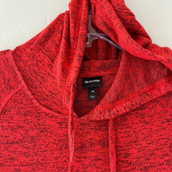Dressbarn Sz XS Red Sunday Hoodie Pullover Sweater Stretch Kangaroo Pocket - Picture 2 of 8